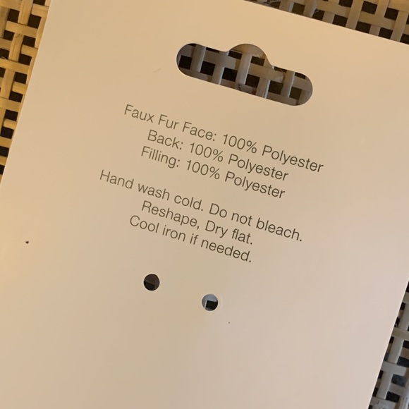 Mixit Faux Fur Eye Mask - Picture 6 of 7